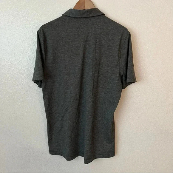 Men’s Lululemon Capacity Polo Shirt, color Heathered Grey - Picture 4 of 8